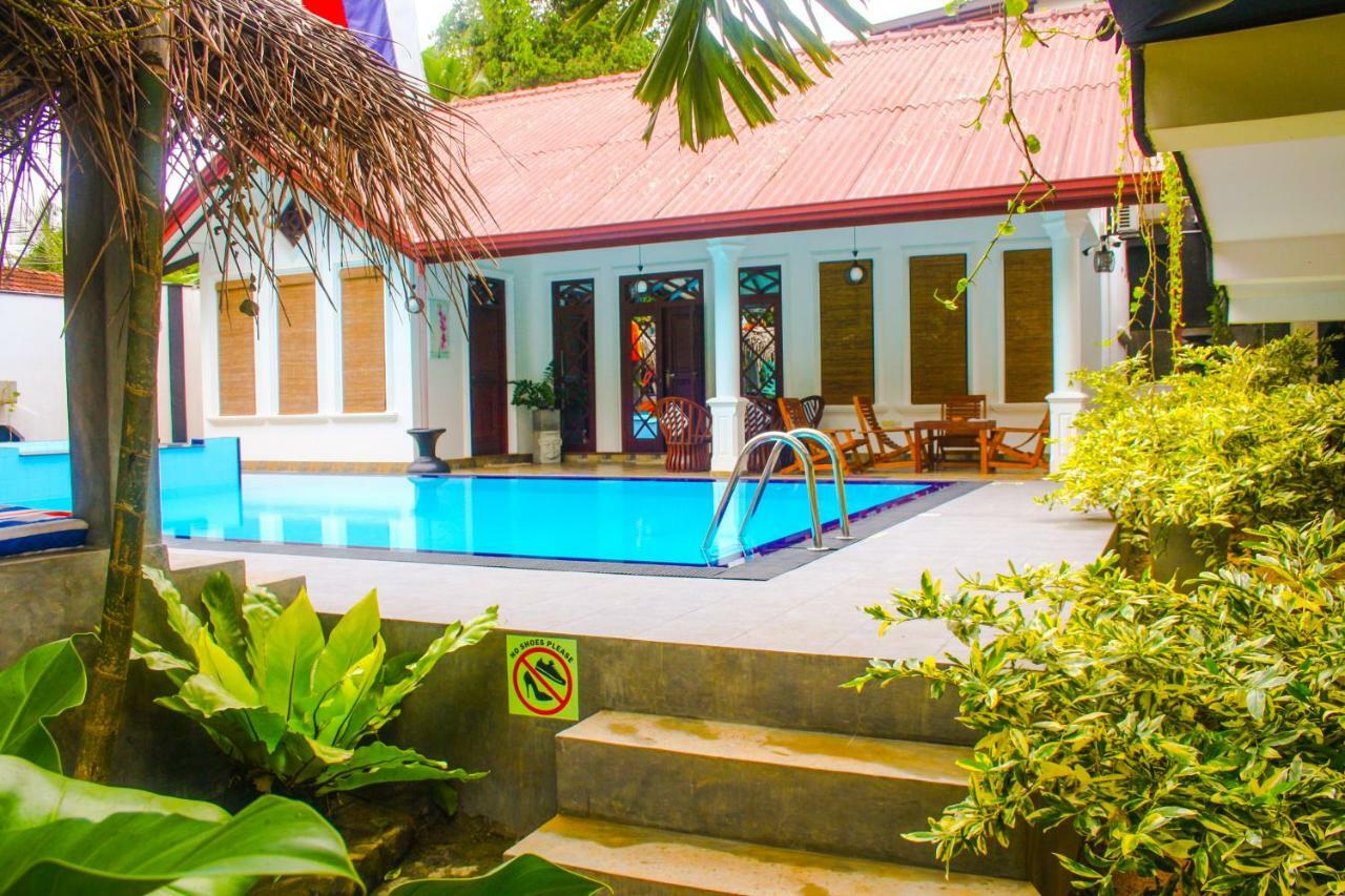 Bora Bora Amore Villa Hikkaduwa Exterior photo